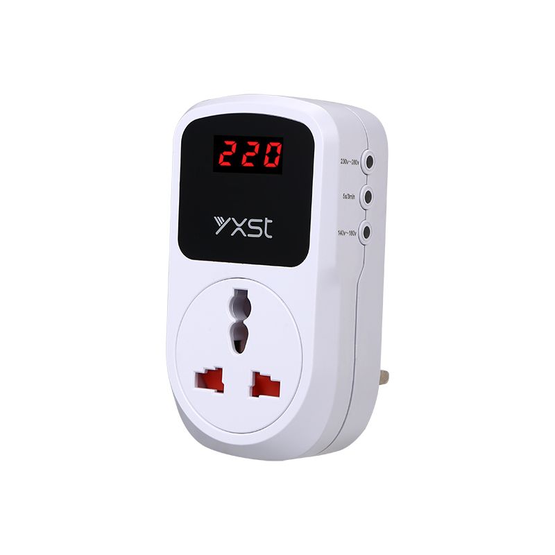 Protecteur de tension automatique Prise UK AC 220V K01UKD